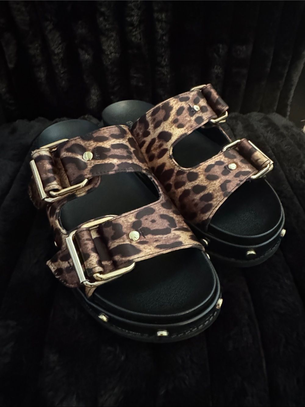 BCBGeneration Bamba Studded slides - Cheetah